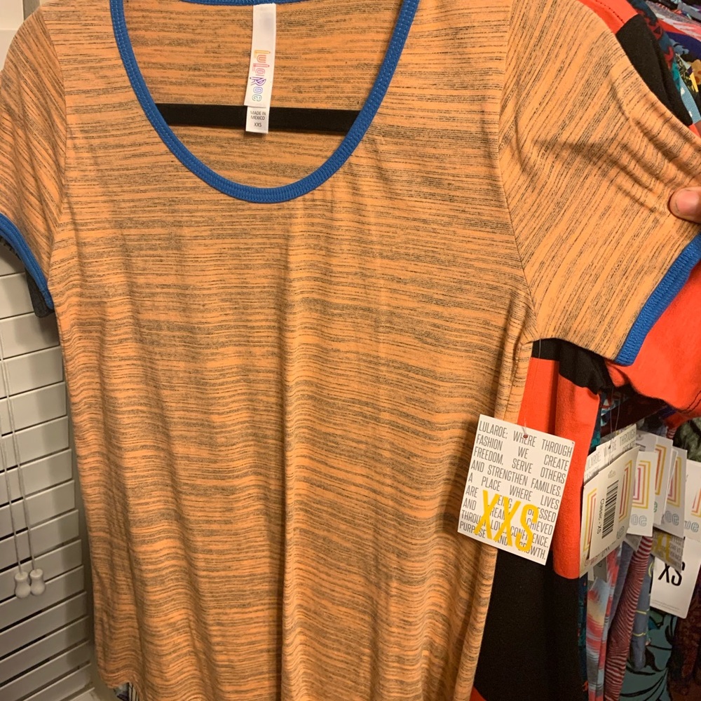 Lularoe xxs classic tee